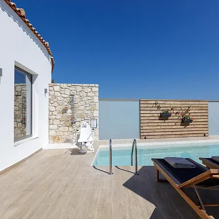 Eveland Accessible Villa